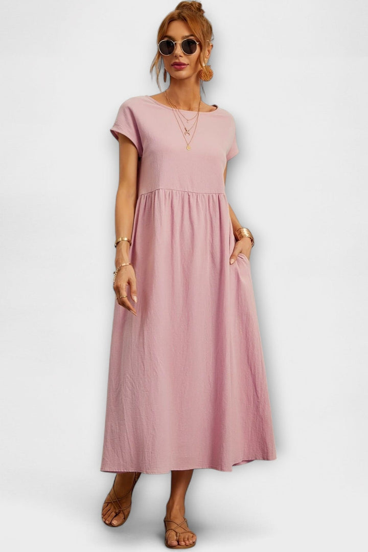 "Pernille | Vestido con bolsillos laterales" can be rewritten as "Pernille | Vestido con bolsillos laterales elegantes".