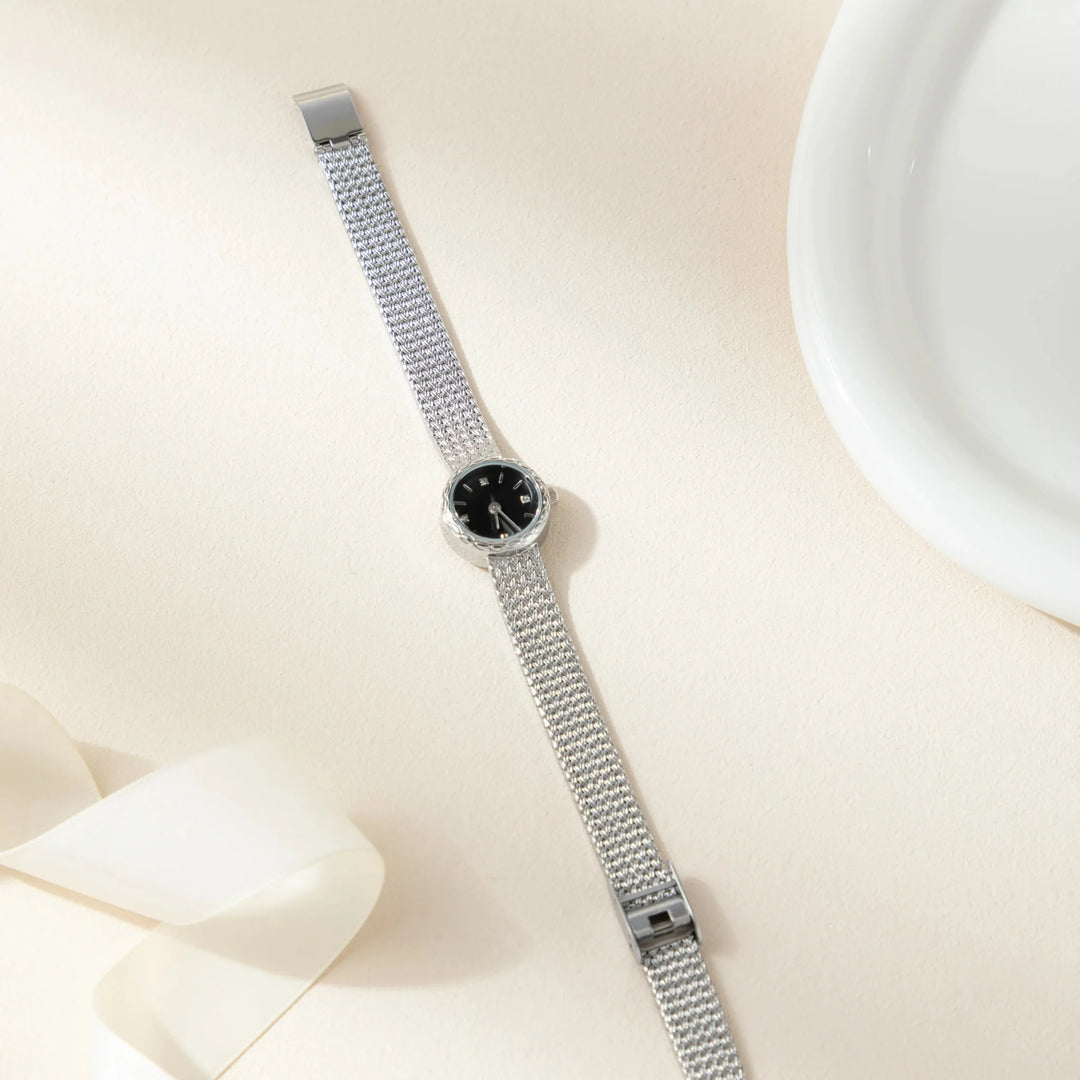 Reloj Minimalista Sara: Elegancia Sutil para un Estilo Atemporal