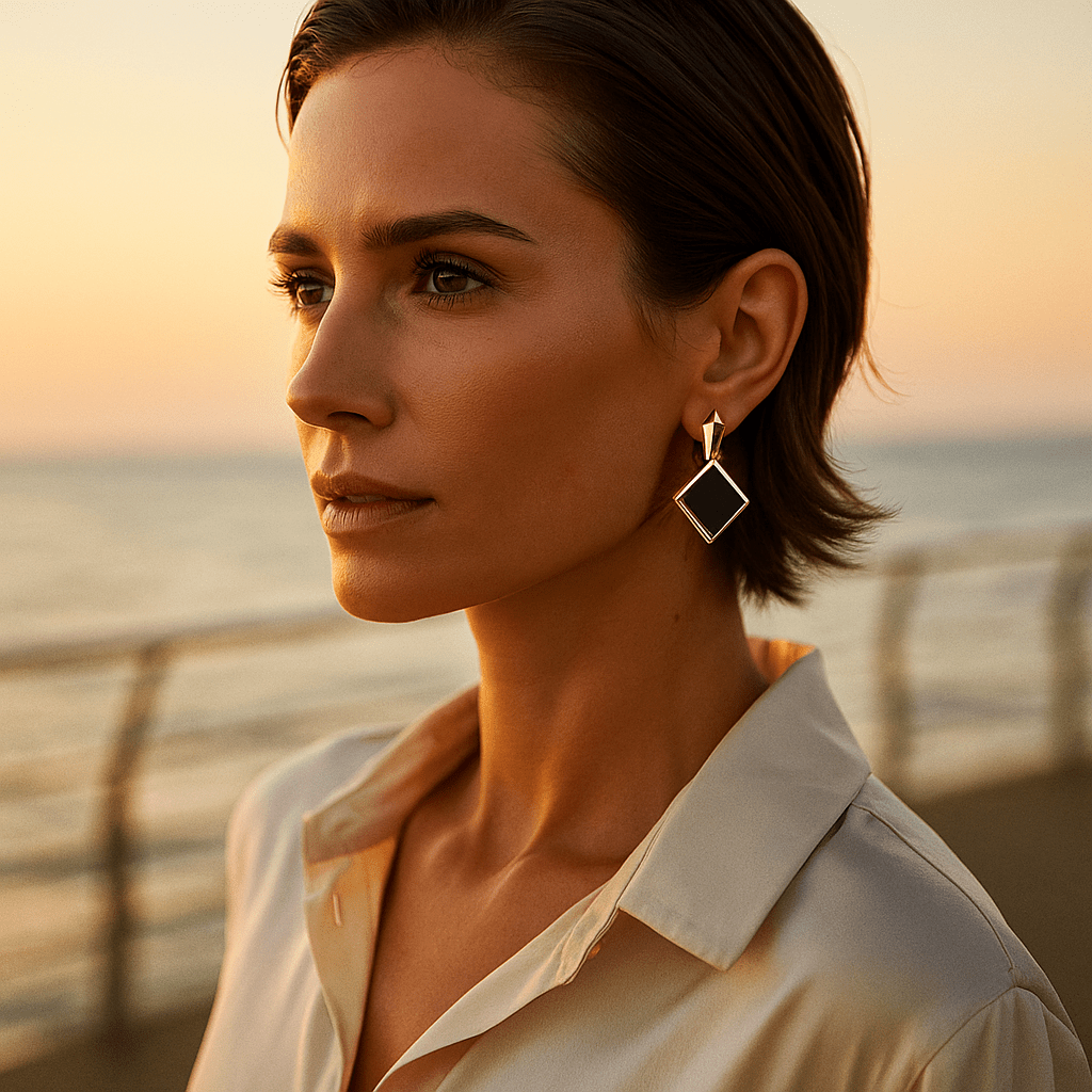 Selma | Elegantes aros cuadrados que realzan tu estilo con un toque moderno y sofisticado