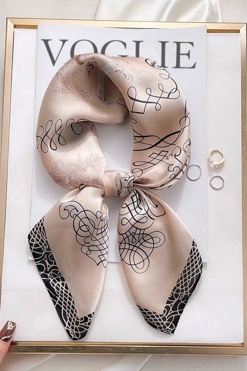 Chal de Seda Signe: Elegancia y Suavidad para Cada Ocasión