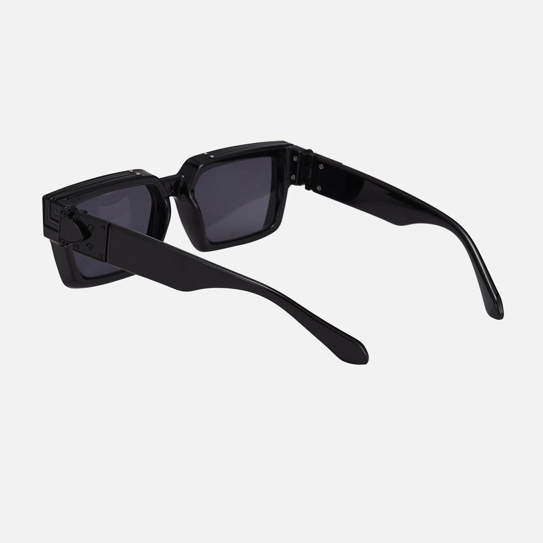 Gafas Kuopio Sofia: Estilo Elegante y Protección UV para una Visión Clara y Confortable