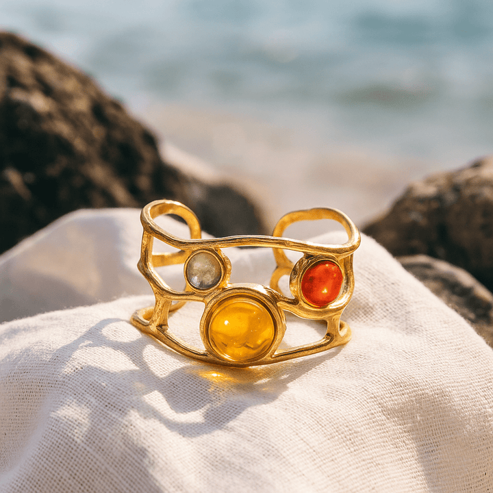 Anillos de Sol Dorados Sofie: Elegancia Radiante para Brillar en Cada Ocasión