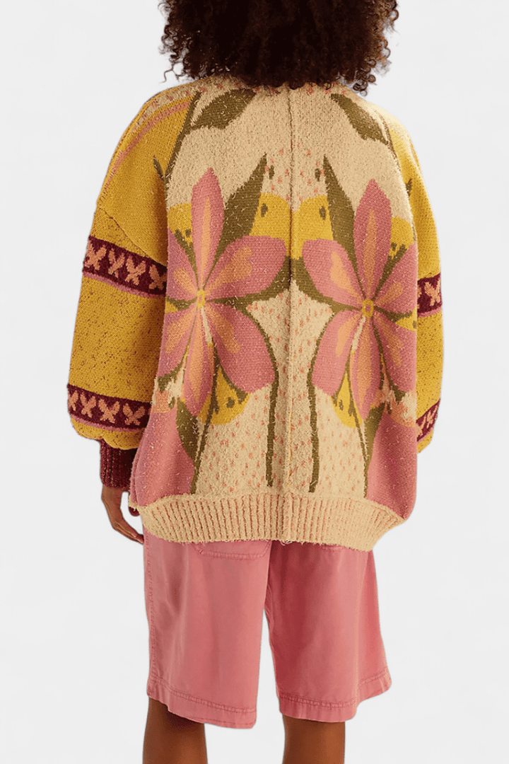 Stine Floral Cardigan: Embrace Cozy Elegance with a Touch of Nature