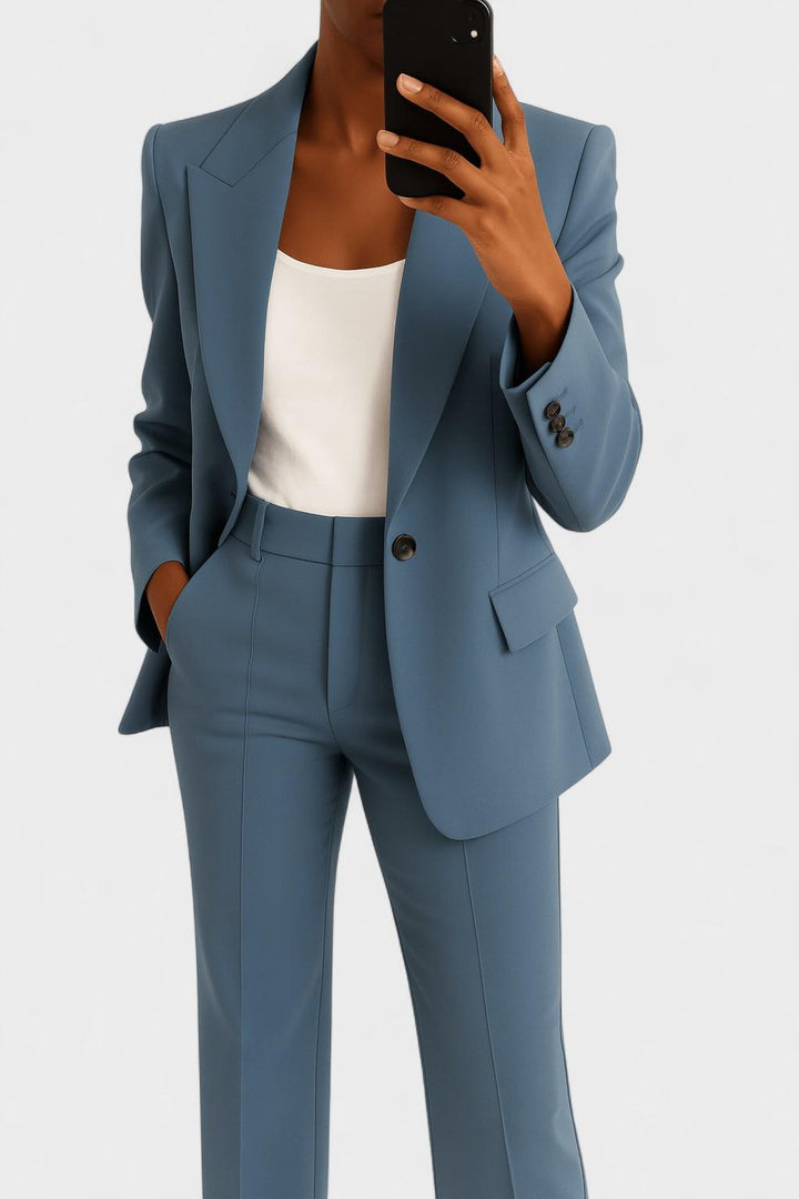 Thilde Elegant Ensemble: Elevate Your Style with Timeless Sophistication