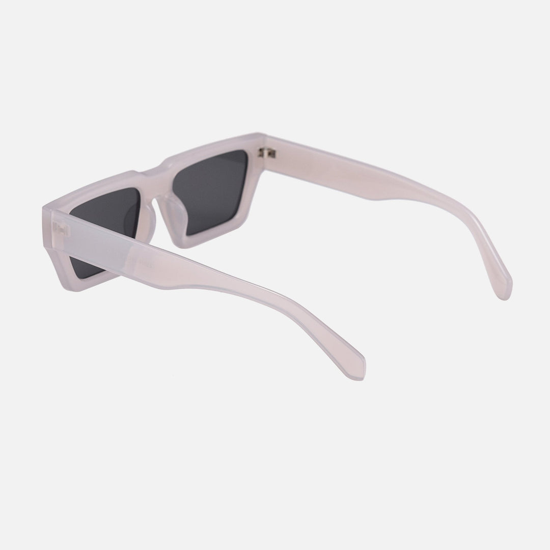 Viola | Gafas de sol unisex con estilo moderno y protección UV para un look irresistible